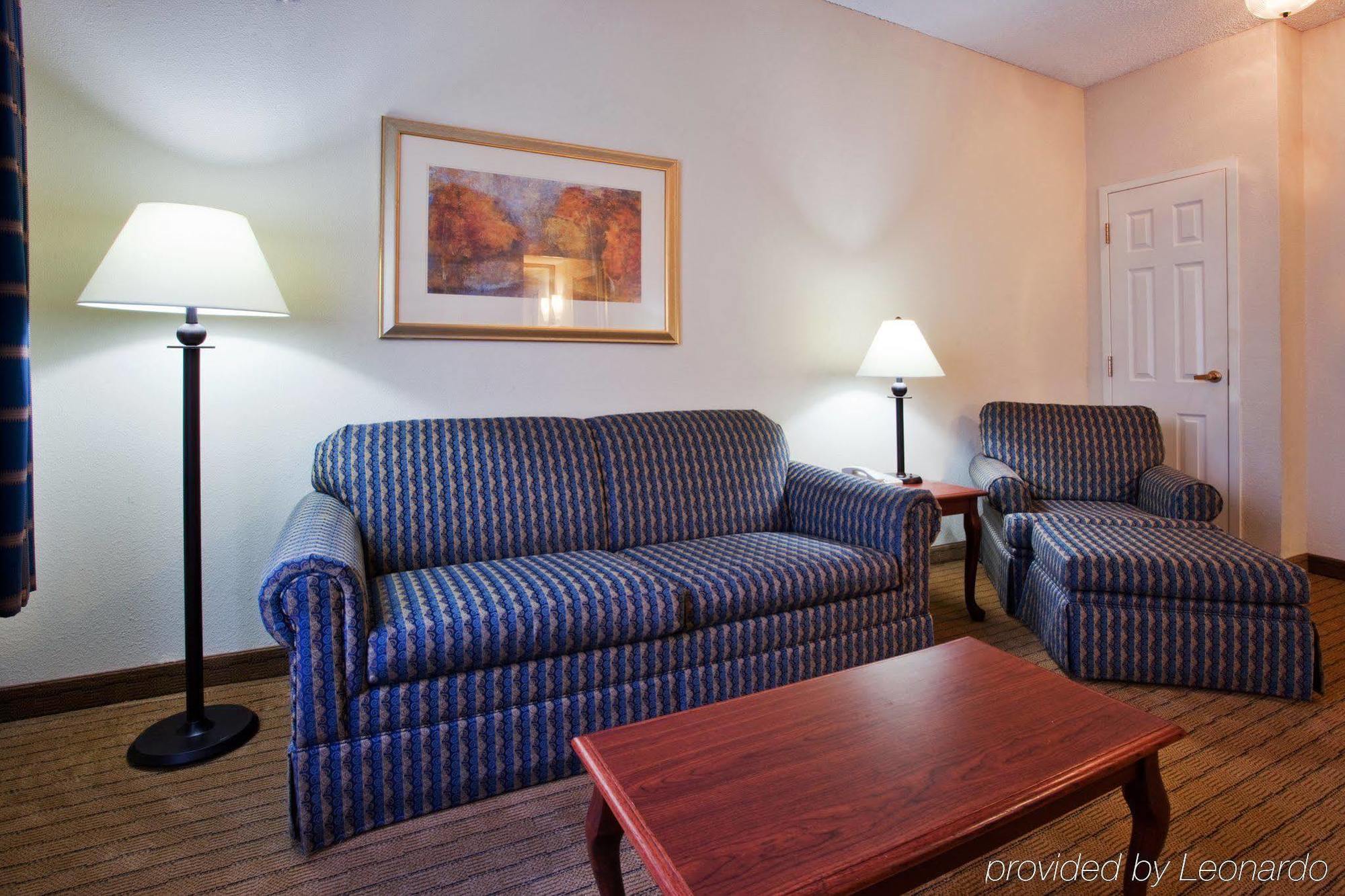 Holiday Inn Hotel&Suites Peachtree City, an IHG Hotel Kamer foto